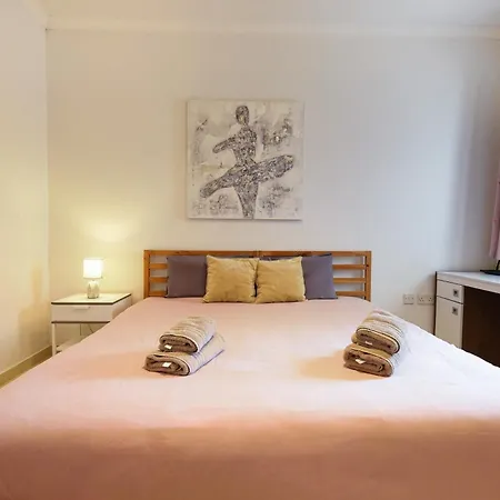 Modern 3br Stylish & Spacious - Close To Sliema Promenade