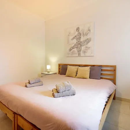 Modern 3br Stylish & Spacious - Close To Sliema Promenade Apartment *
