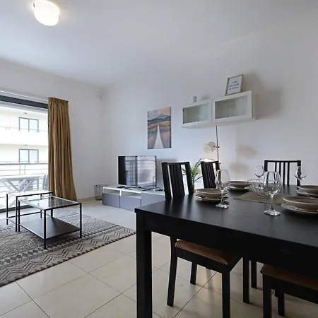 アパート Modern 3br Stylish & Spacious - Close To Sliema Promenade