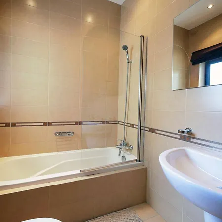 Modern 3br Stylish & Spacious - Close To Sliema Promenade *